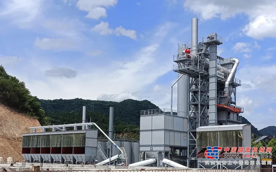 铁拓机械受邀向中国市政工程协会展示产品技术，助力市政设施管理升级